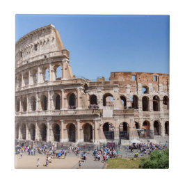 イタリア・ローマの有名なコロッセオ タイル