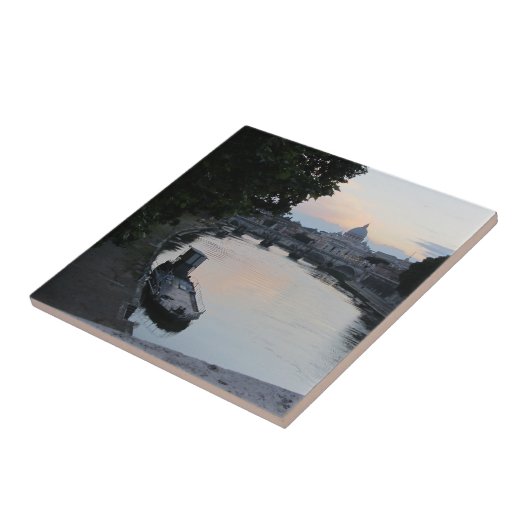 イタリア，ローマ タイル (側面)