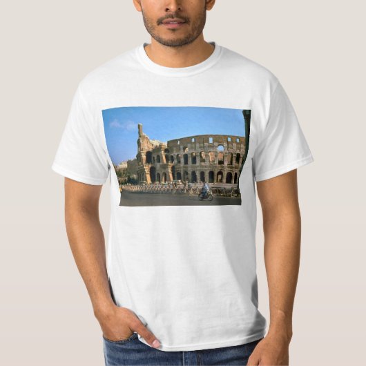 イタリア、ローマ、Colosseum Tシャツ (正面)