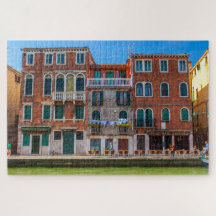 イタリア，ヴェネツィアの宮殿の美しいファサード