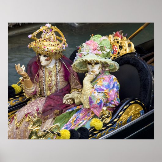 イタリア、ヴェネツィア。コスチュームを着たカップル ポスター (正面)