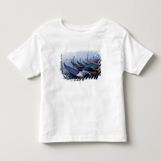 イタリア、ヴェネツィア。ゴンドラ トドラーTシャツ (正面)