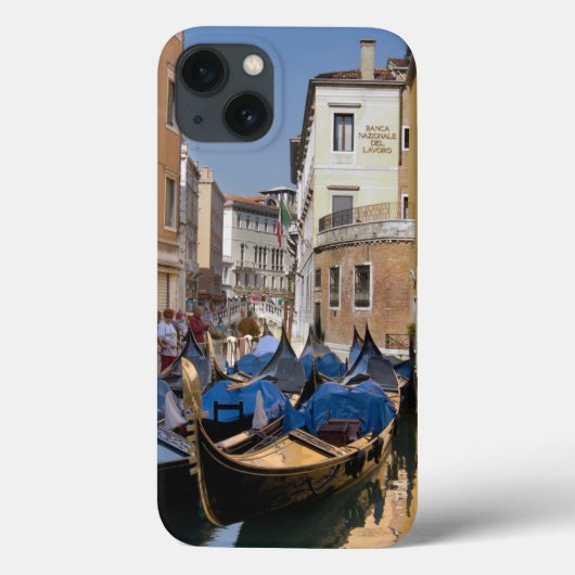 イタリア、ヴェネツィア、運河沿いに係留されたゴンドラ Case-Mate iPhoneケース (裏面)