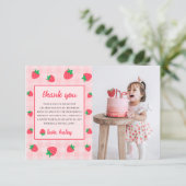 イチゴかわいいベリー第1回誕生日の写真 サンキューカード (スタンド正面)