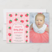 イチゴかわいいベリー第1回誕生日の写真 招待状 (正面)