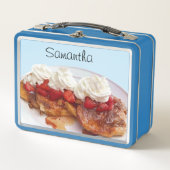 イチゴとクリームの甘いパン メタルランチボックス (正面)