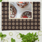 イチゴとダークチョコレートムースデザート キッチンタオル (折り畳み)