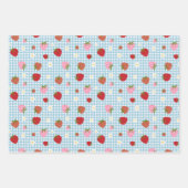 イチゴと花の継ぎ目なし模様 ラッピングペーパーシート (正面3)