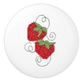 イチゴのクロスステッチ セラミックノブ (正面)