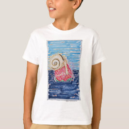 イチゴの上のカタツムリ Tシャツ