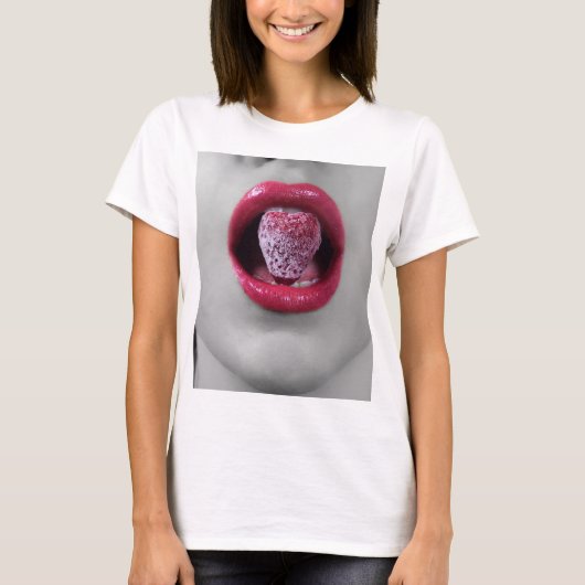 イチゴの唇 Tシャツ (正面)