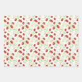 イチゴの花と実の３つのパターン ラッピングペーパーシート (正面3)