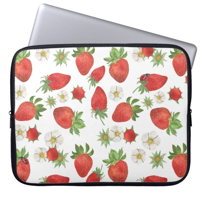 イチゴの花：水彩シームレスアート ラップトップスリーブ (正面)