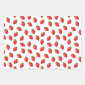 イチゴをテーマにした3ピース ラッピングペーパーシート (正面)