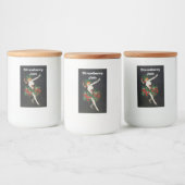 イチゴアールヌーボーイチゴのジャムを持つ女性 フードラベル (ボトル)