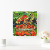 イチゴカラフル時間 スクエア壁時計 (ホーム)