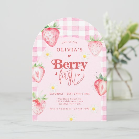 イチゴデイジーベリーファーストフォトアーチ誕生日 招待状 (スタンド正面)