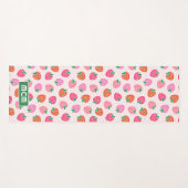 イチゴパーソナライズされたチェックのクリスマスピンク ヨガマット (正面(横))