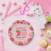 イチゴベビー1歳の誕生日パーティー ペーパープレート (パーティー)