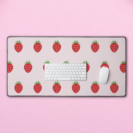 イチゴ付きピンクデスクマット デスクマット