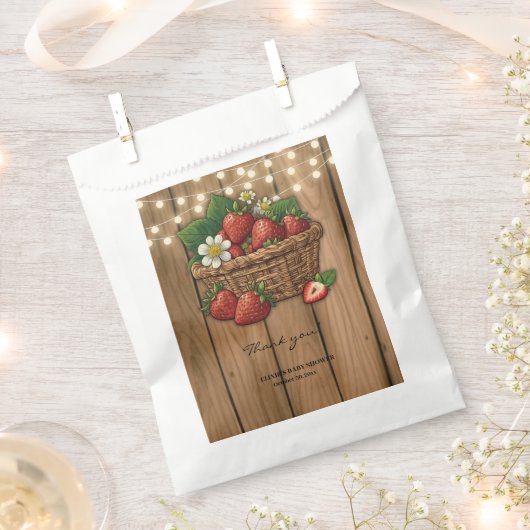 イチゴ甘いバスケット赤ちゃんシャワー フェイバーバッグ (クリップ留めされた状態)