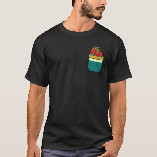 イチゴ赤ベリーサマーフルーツポケットイチゴ Tシャツ (正面)
