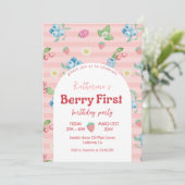 イチゴ1stバースデーベリーファーストピンク誕生日 招待状 (スタンド正面)