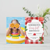 イチゴ1st誕生日ベリースウィート 招待状 (スタンド正面)