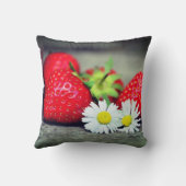 イチゴ クッション (裏面)