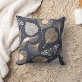 イチョウ葉のフローラエレガンス。 クッション (ブランケット)