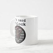 イット・イズ・ナード・オクロック 面白い時計のマグカップ  ジョーク コーヒーマグカップ (正面左)