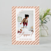 イッペ！Happy New Yearおもしろいモダンストライプ写真 箔シーズンカード (立ち正面)