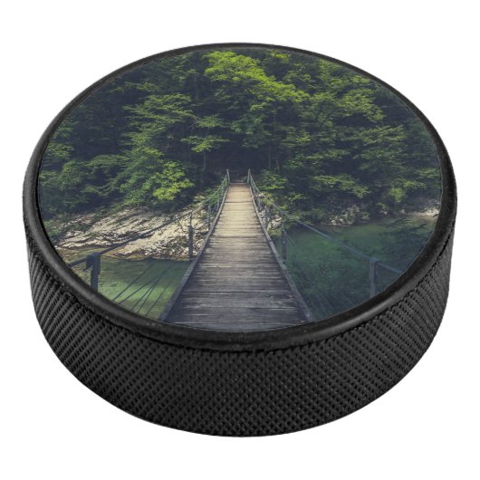 イドリジシンプルカ・スラブ川にかかる吊り橋 アイスホッケーパック (3/4)