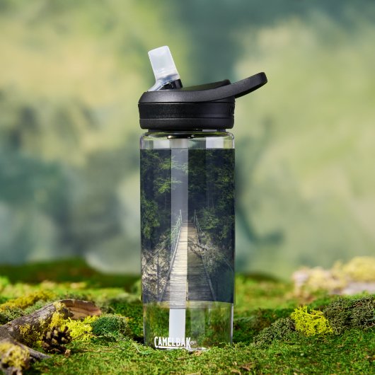 イドリジシンプルカ・スラブ川にかかる吊り橋 ウォーターボトル (アウトドア)