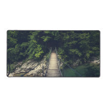 イドリジシンプルカ・スラブ川にかかる吊り橋