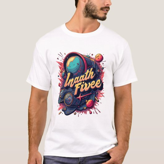 「イナート・ファイヴ」 – 未来的な宇宙・惑星芸術 Tシャツ (正面)