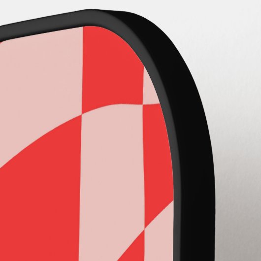 イニシャルかわいいピンクと赤のトレンディー市松模様にストライプ ピックルボールラケット (左詳細)