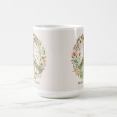 イニシャルかわいらしレトロ「平和の開花」平和サイン コーヒーマグカップ (中央)