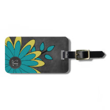 イニシャルが付いているかわいくガーリーなレトロの花