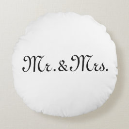 イニシャルでカスタマイズ プレゼントに最適な黒と白の夫婦のモノグラム ラウンドクッション