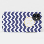イニシャルとのシックなシェブロンのiPhoneの場合の海軍及び白 Case-Mate iPhoneケース (裏面(横))