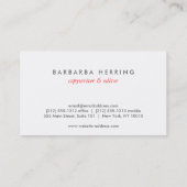 イニシャルのロゴを赤の名刺に貼る 名刺 (裏面)