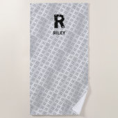 イニシャルの変更、名前の追加、市松模様にプレート、 ビーチタオル (正面)