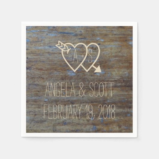 イニシャルウッド素朴ハート結婚付き スタンダードカクテルナプキン (正面)