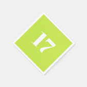 イニシャルカスタムライムグリーン白い誕生日 スタンダードカクテルナプキン (角)