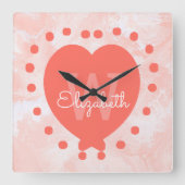 イニシャルガーリーモノグラムコーラルウォーター色ハート スクエア壁時計 (正面)