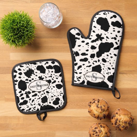 イニシャルコーウィドプリントモダンコージー | キャビンスタイル 鍋つかみ&鍋敷きセット (トップダウン)