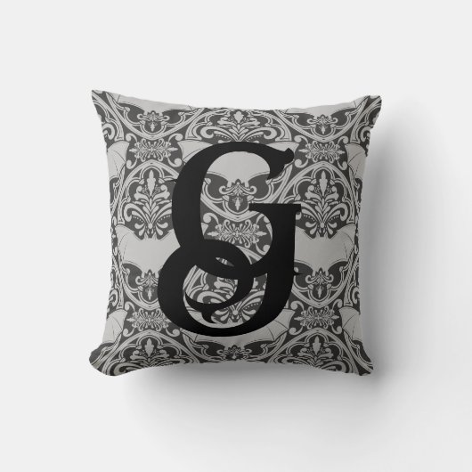 イニシャルバパーソナライズされたンパイアこうもりダマスクイングレー クッション (正面)