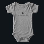 イニシャルパーソナライズされたは名前かわいい甘いシンプル<br><div class="desc">この可愛らしい乳児Tシャツはミニマルでレトロなデザインを備モダンえ、イニシャルと小さなの名前が甘いフォントにシンプルなっている。このシャツは保自分の個性に対しスタイリッシュて考え込み深くユニーク考え込んだスタイルである。可愛くて快適な追加の任意の乳児衣装！</div>