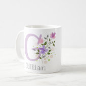 イニシャルプラスのクリスチャン名Gillian。フローラデザイン コーヒーマグカップ (正面左)